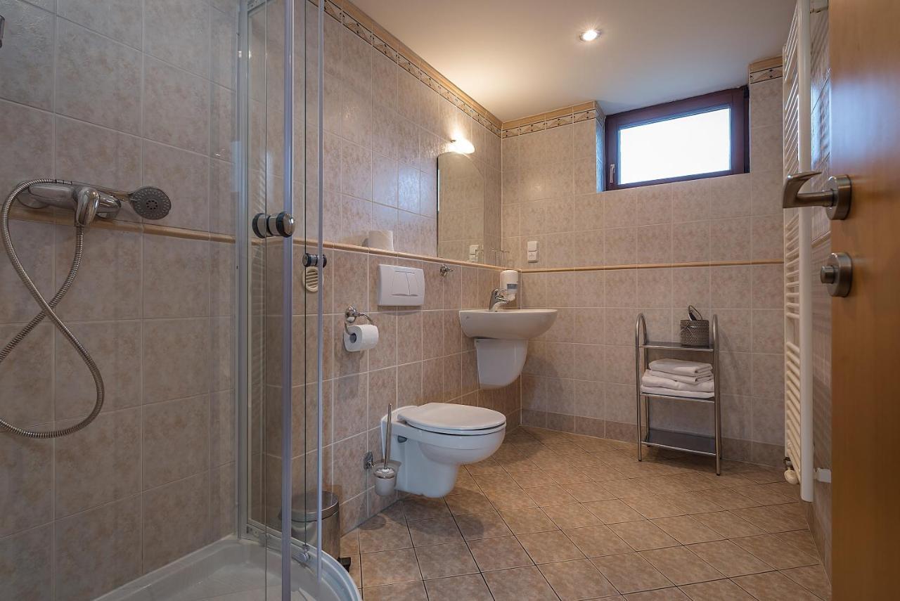 Moment - Bistro & Ubytovanie Otel Batizovce Dış mekan fotoğraf