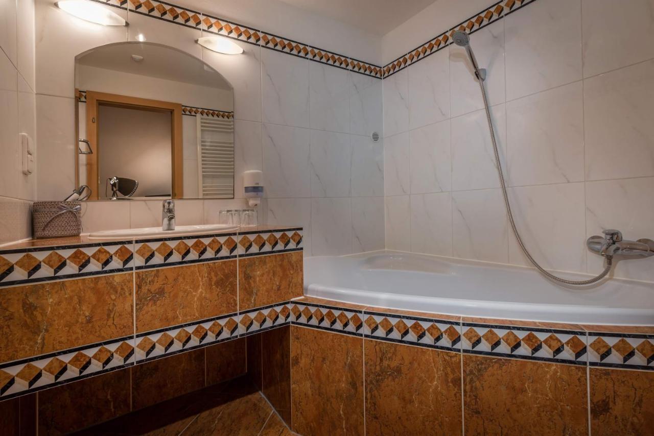Moment - Bistro & Ubytovanie Otel Batizovce Dış mekan fotoğraf