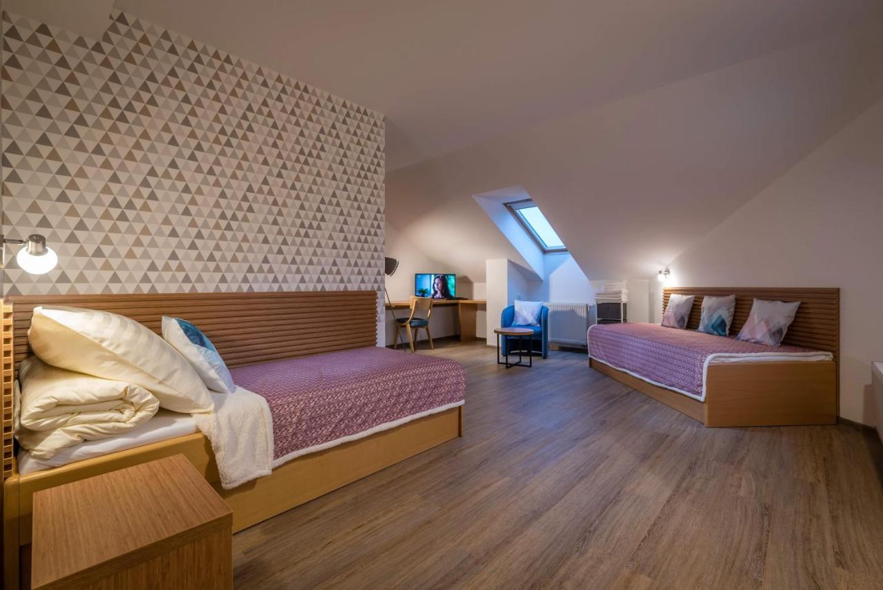 Moment - Bistro & Ubytovanie Otel Batizovce Dış mekan fotoğraf