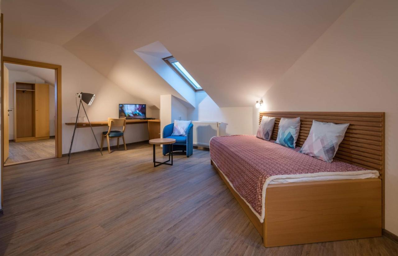 Moment - Bistro & Ubytovanie Otel Batizovce Dış mekan fotoğraf